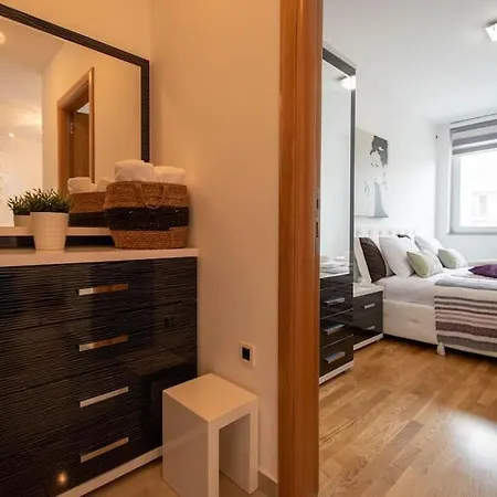 Purple - Cozy In Area