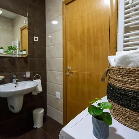 Purple - Cozy In Area Apartamento